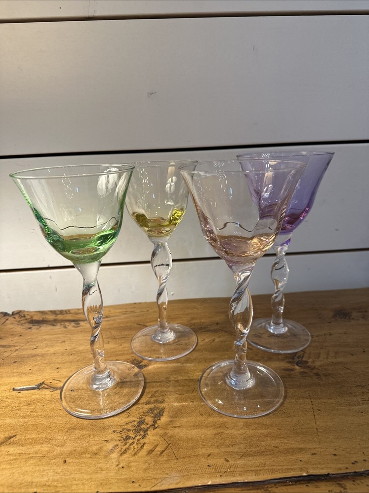 Abigail’s Adriana Optic Wine Glasses - Set of 4-image