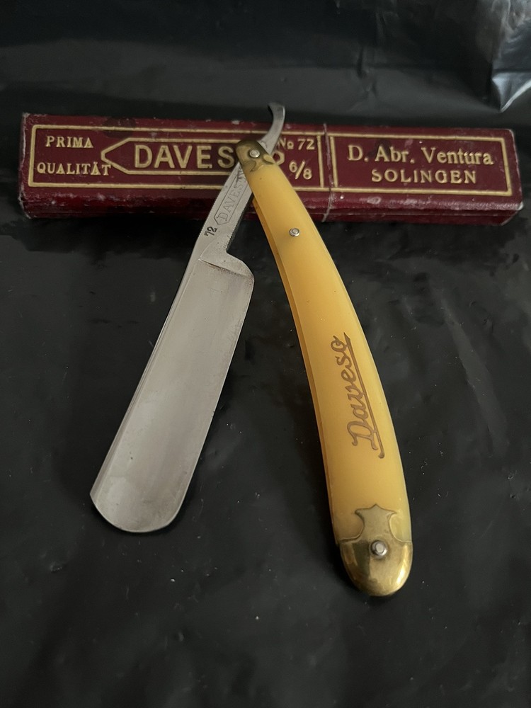 Vintage Daveso D.Abr. Ventura Solingen 72 6/8 Straight Razor-image