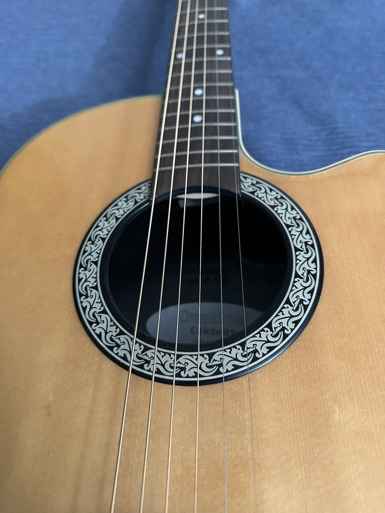 Jon Bon Jovi Signed 2004 Cc-0026 Acoustic Celebrity Guitar