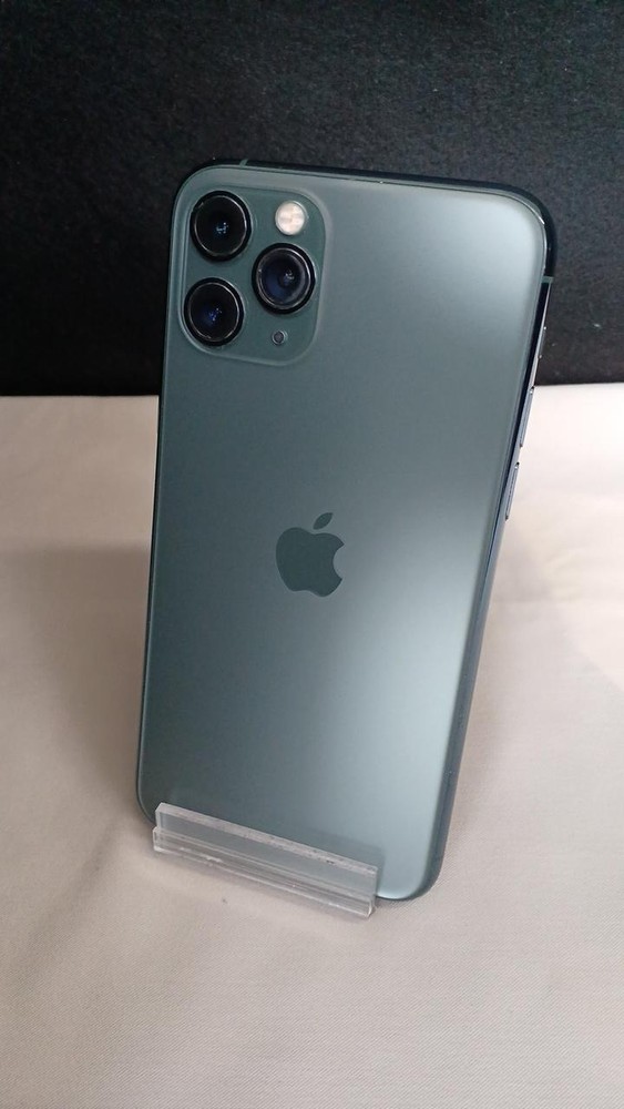 IPHONE 11 PRO MODEL NUMBER  MWC62KH   AAPPLE   SIM FREE