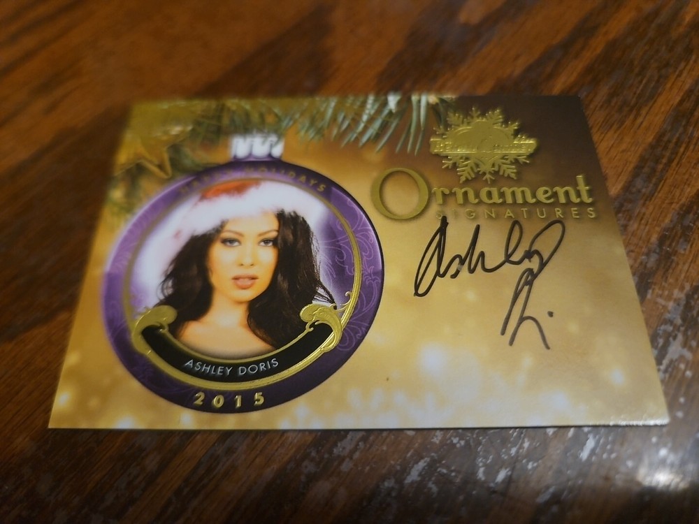 Benchwarmer 2015 Ashley Doris Happy Holidays Ornament Signatures Auto Playboy