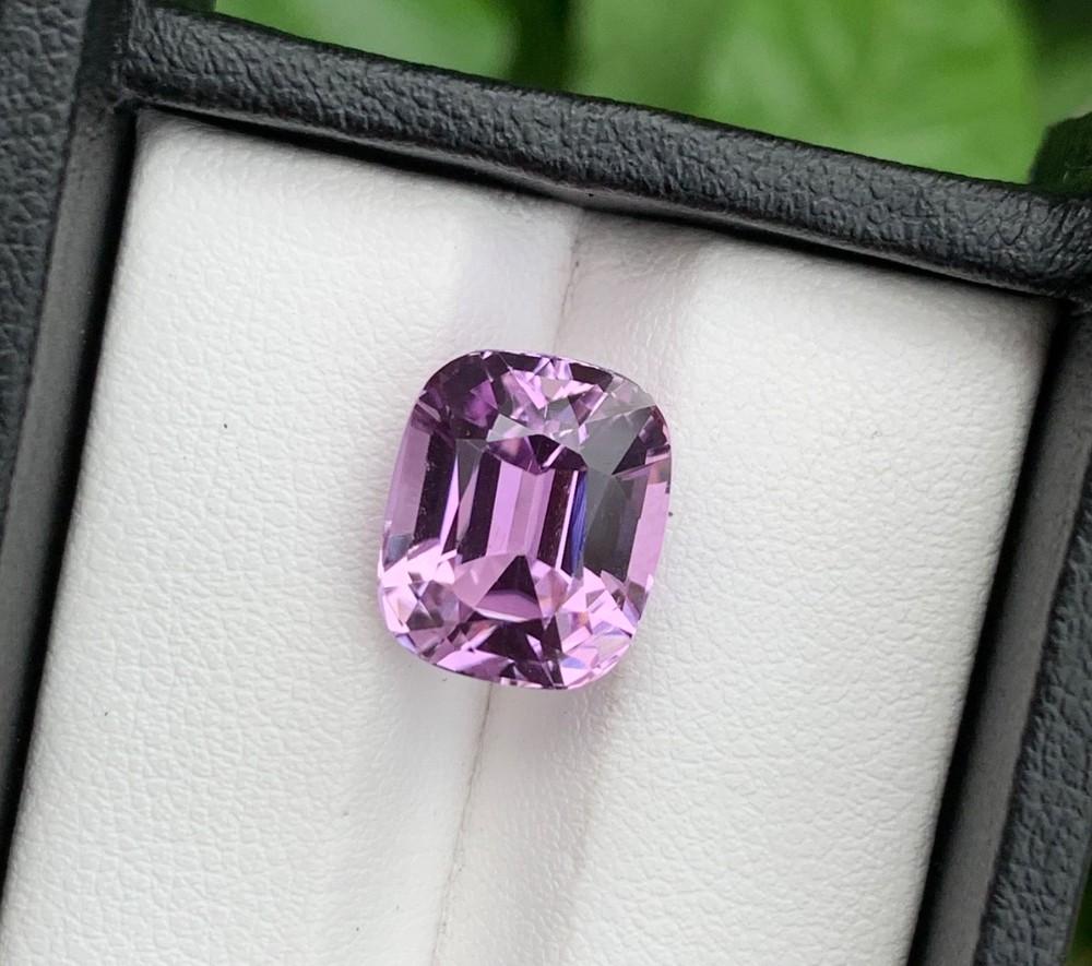 8.15 Carat Natural Pink Kunzite Loose Gemstone from Afghanistan