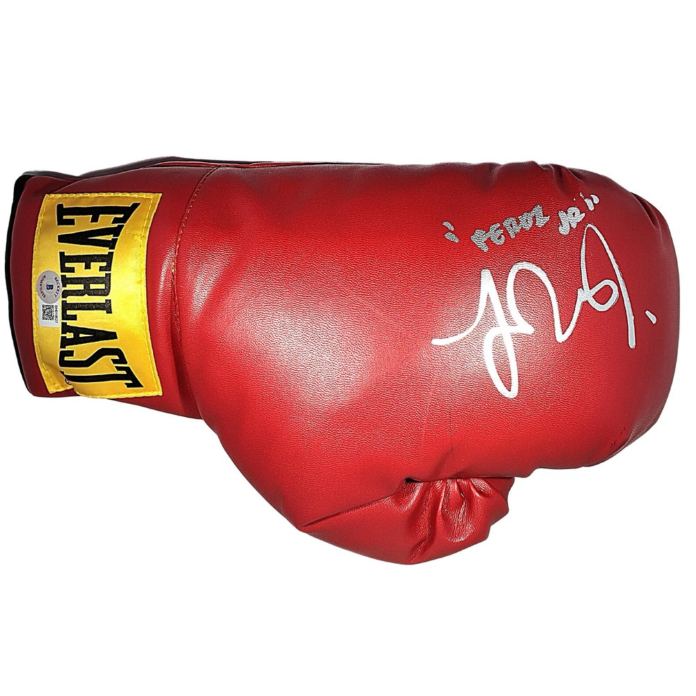Fernando Vargas Jr Autographed Everlast Boxing Glove with Beckett BAS COA Proof