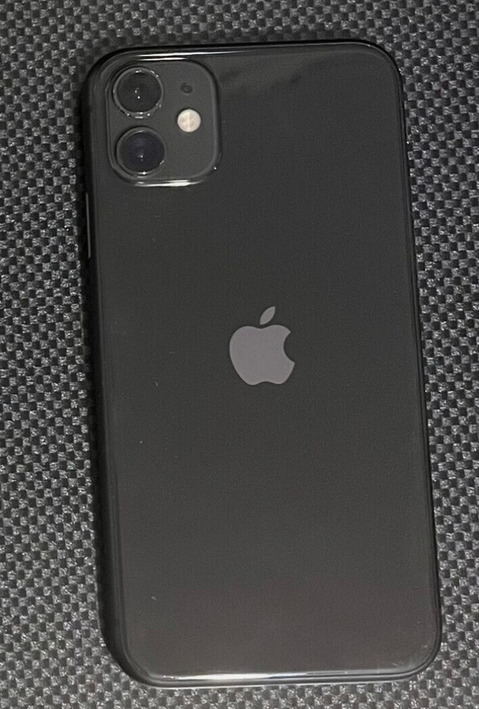 Apple iPhone 11 - 64 GB - Silver White (Unlocked)