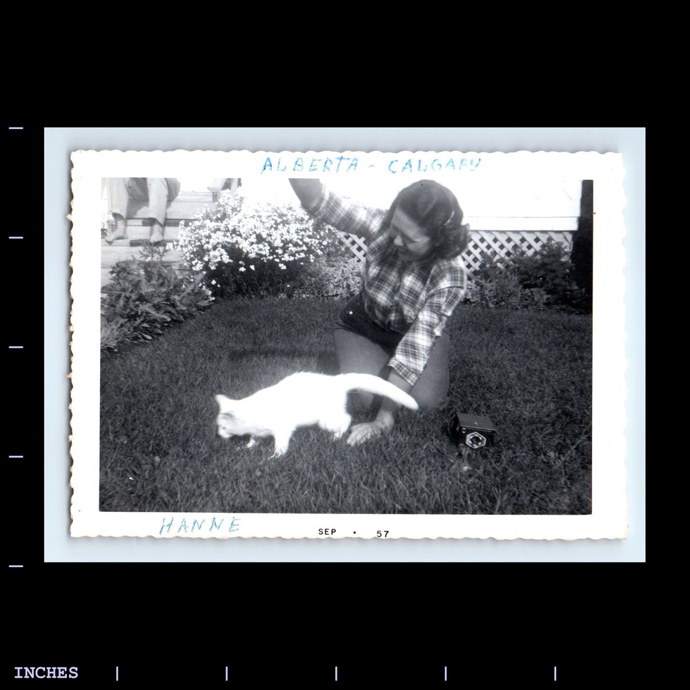 Vintage Photo WOMAN CAT KODAK BROWNIE CAMERA ALBERTA CALGARY CANADA 1957