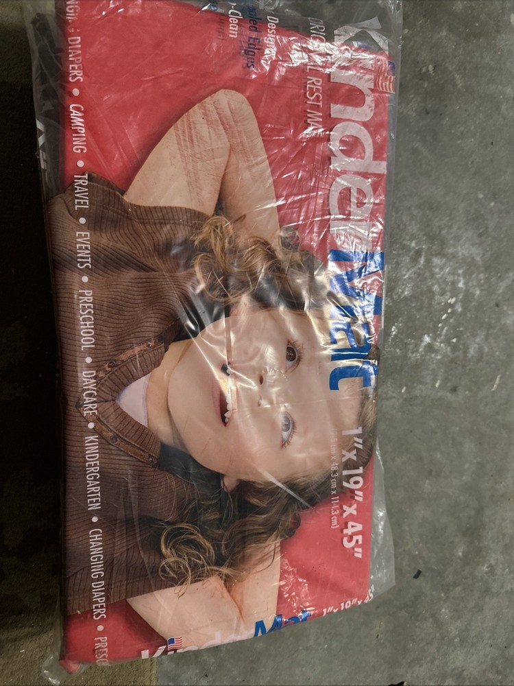 KinderMat 500111 45 inch x 19 inch Basic Rest Mat - Red/Blue