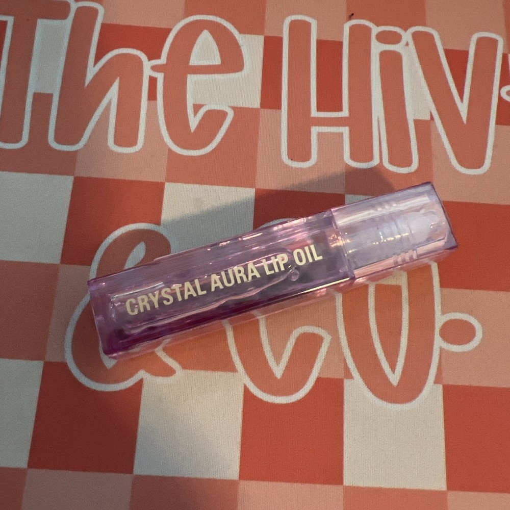 Makeup Revolution Crystal Aura Lip Oil - Amethyst (2.5ml),