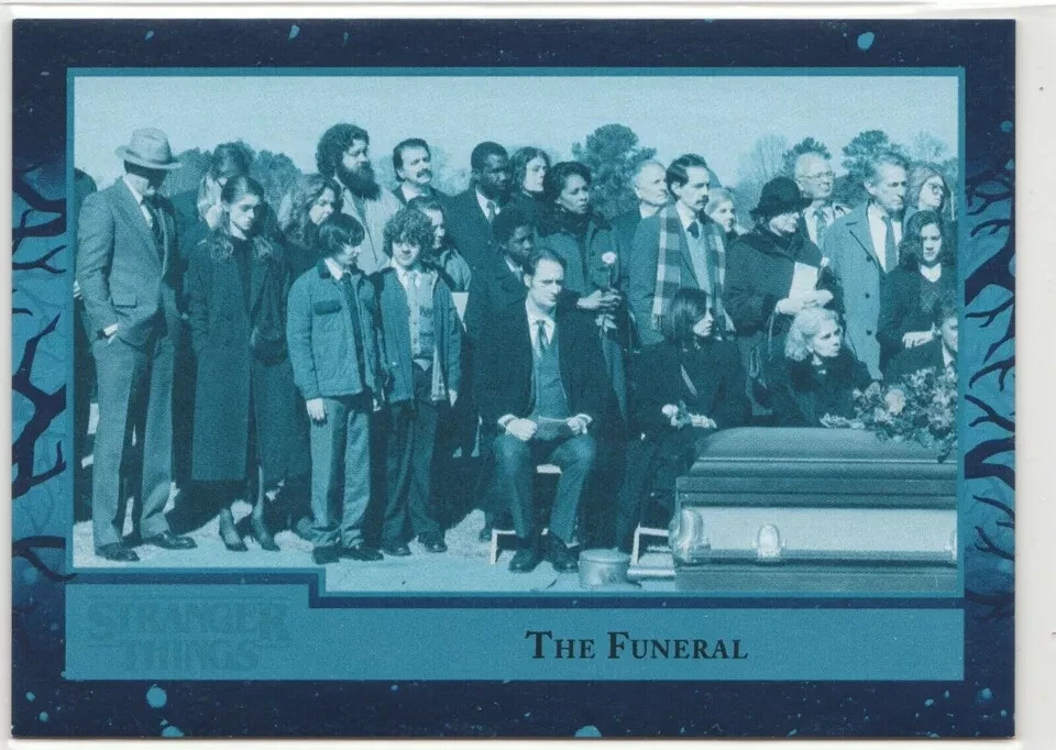 SP Upside Down Blue Parallel 62/99 The Funeral #60 Stranger Things 2018 Season 1