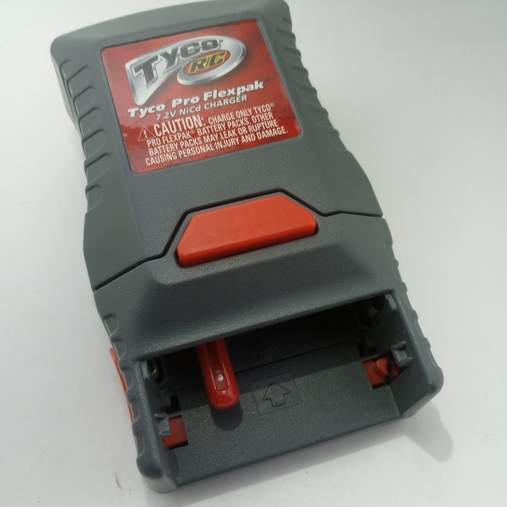 Tyco RC Pro Flexpak 7.2V NiCd Battery Charger H8496-9009 for Flex Pack Toy-image