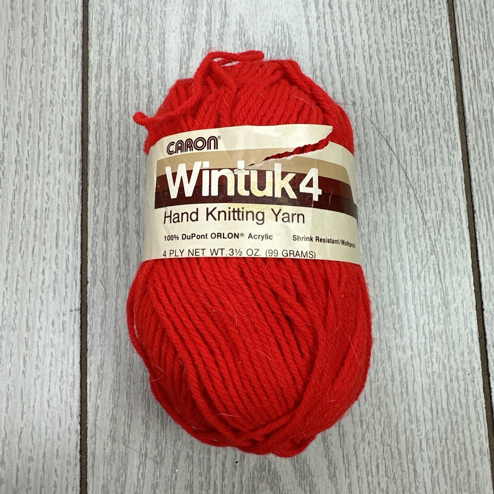 Caron Wintuk 4 Bright Red Color 0030 3.5 oz Yarn Knit Crochet