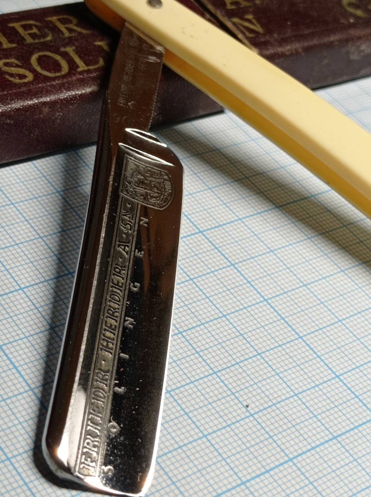 Olg razor Friedr.Herder.Abr.Sohn-image