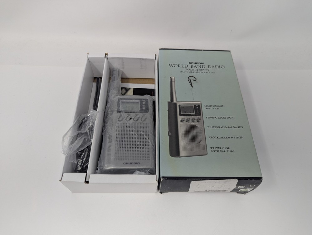 Grundig Mini 300 World Band Receiver Handheld Compact SW/FM Radio
