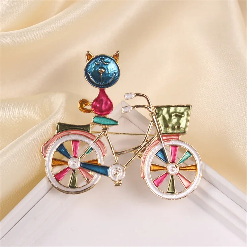 Alloy Cat Cycling Brooch Funny Cute Fashion Accessories Clothing Corsage Pins