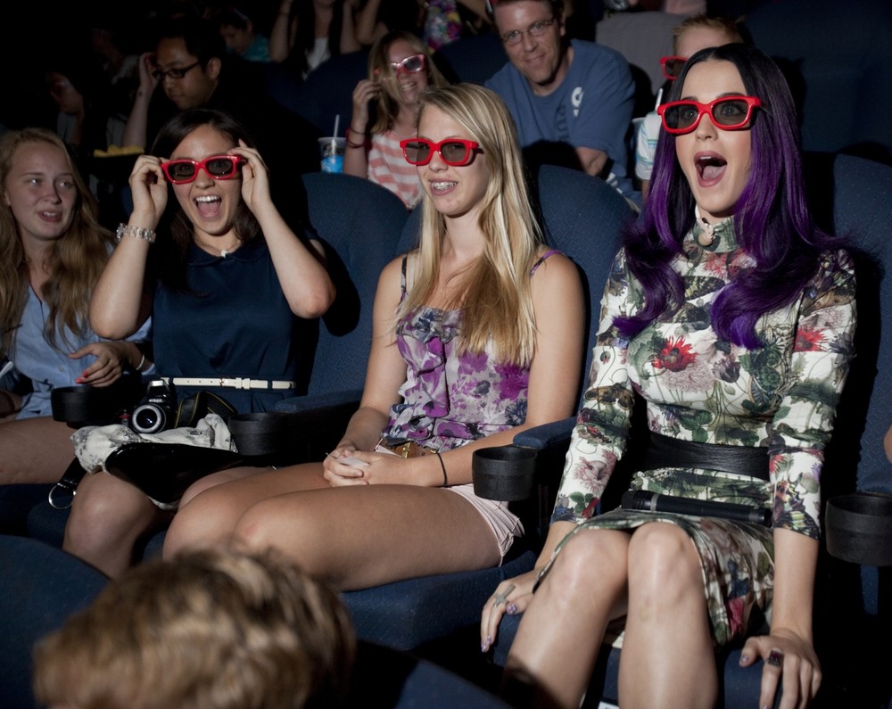 Katy Perry Cinema Surprise 8x10 Celebrity Photo Print