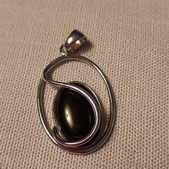 Lia Sophia Abracadabra Vintage Black Onyx Silver Pendant Slide Necklace-image