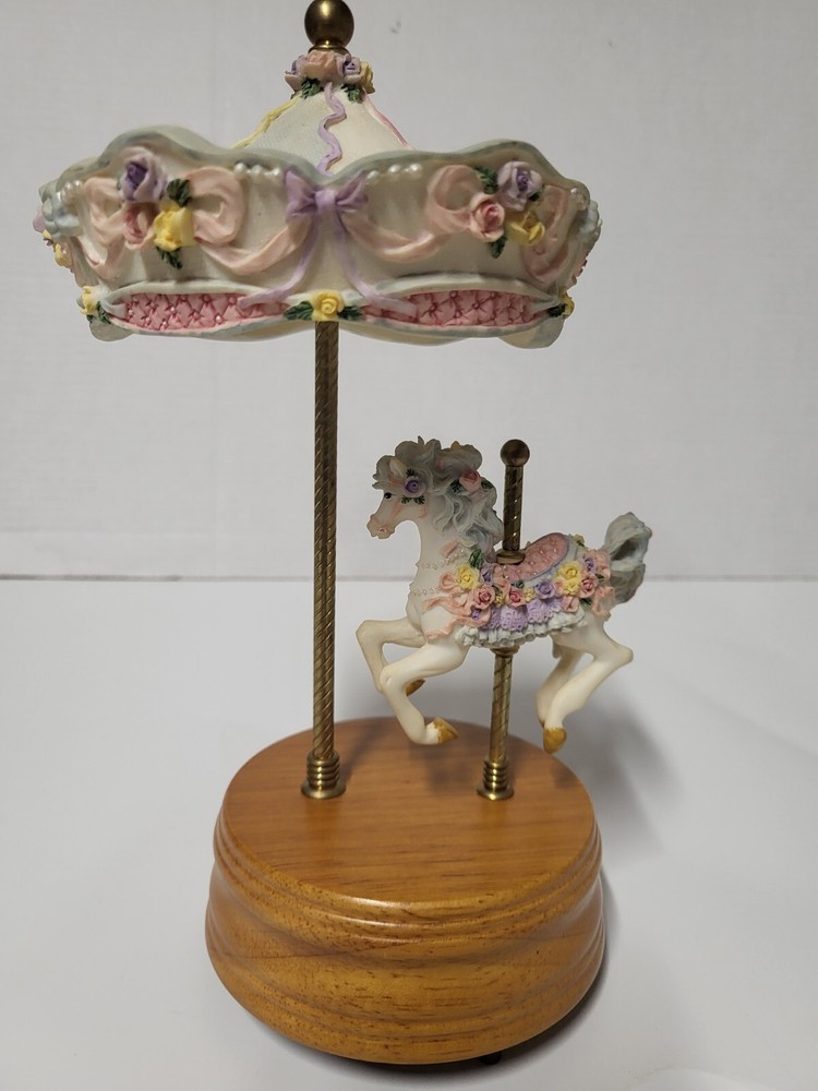 MINT Vintage Moving Victorian Horse Carousel Music Box Plays Carousel Waltz
