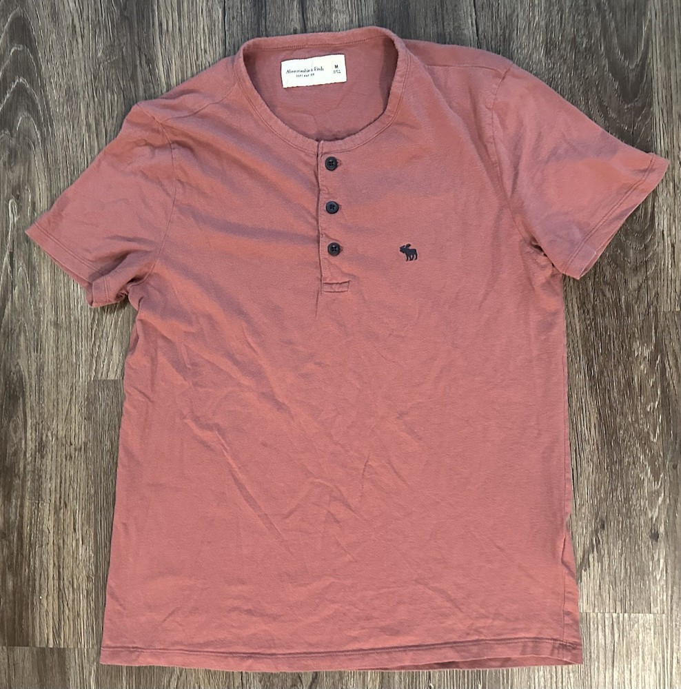 Vintage Men’s Abercrombie & Fitch Light Red/Blue Moose Logo Henley Shirt- Medium-image