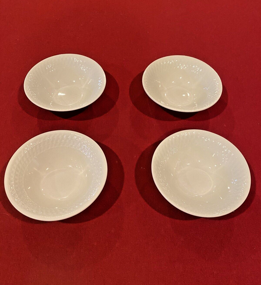 Oneida Wicker Fruit Cereal Soup Bowls White 6 3/8