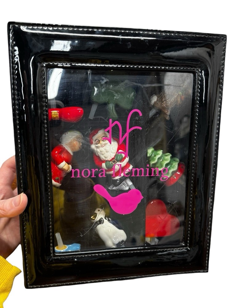 Nora Fleming Keepsake Box With 9 Minis READ