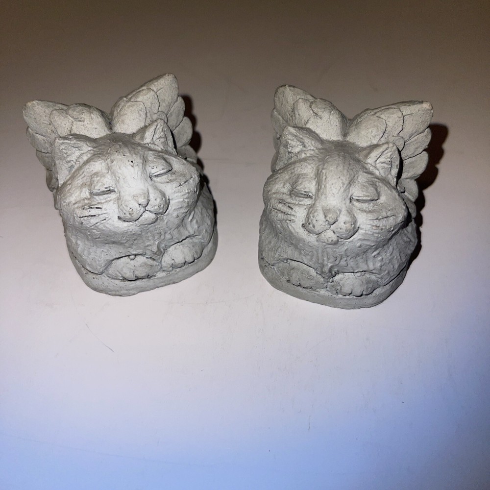 Stone Bunny Cat-Themed Garden Pot Feet Set of 2 by Telle M Stein 2005