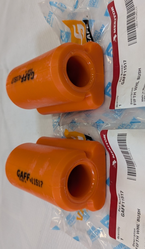 GAFF11517 Meritor XB-0011-2 Holland 5th Fifth Wheel Bushing International Volvo