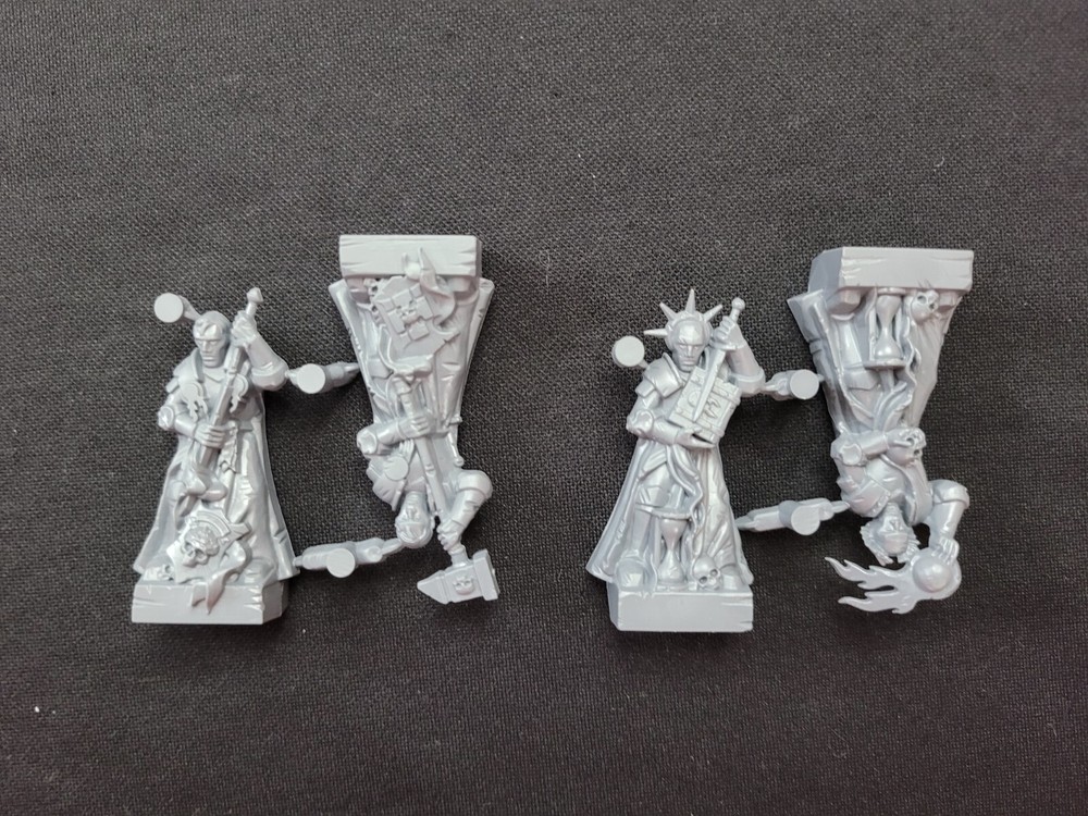 Old World 4 Statues from Fortified Manor of the Empire Warhammer Fantasy