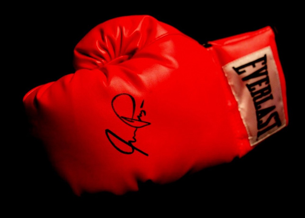 Aaron Pryor Autographed Everlast Boxing Glove Signed Memorabilia-image