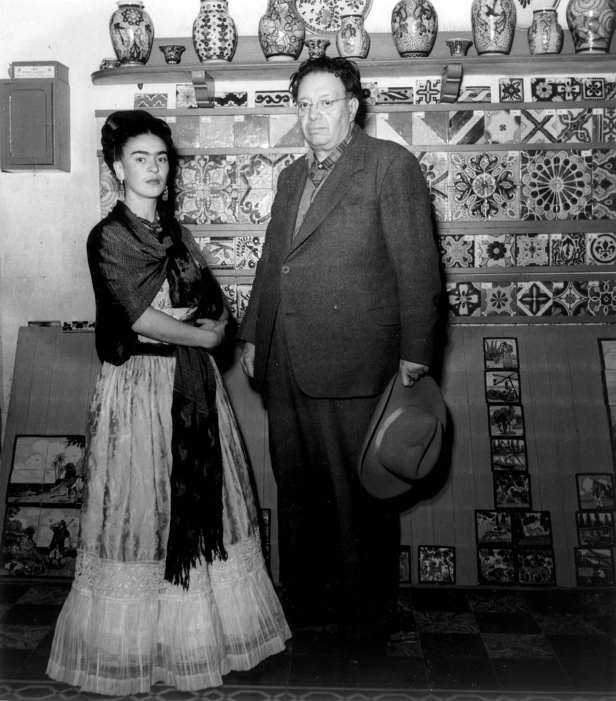 FRIDA KAHLO de Rivera 8x10 PHOTO Mexican Artist Painter Picture Mexico City