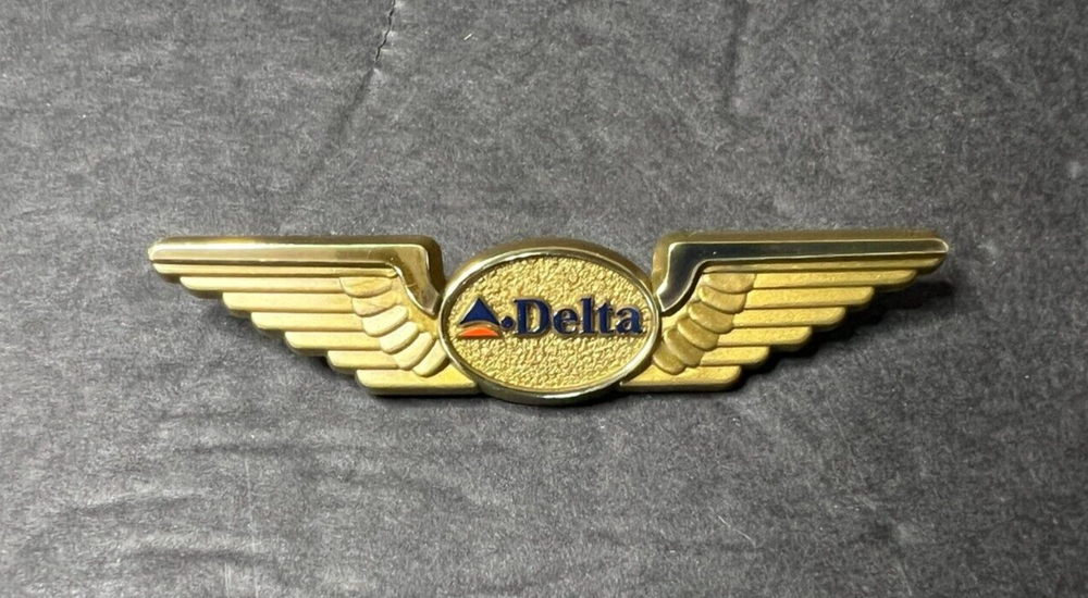 Vintage Delta Wings 1960s Airlines Pins Ephemera Memorabilia Pilot Stewardess