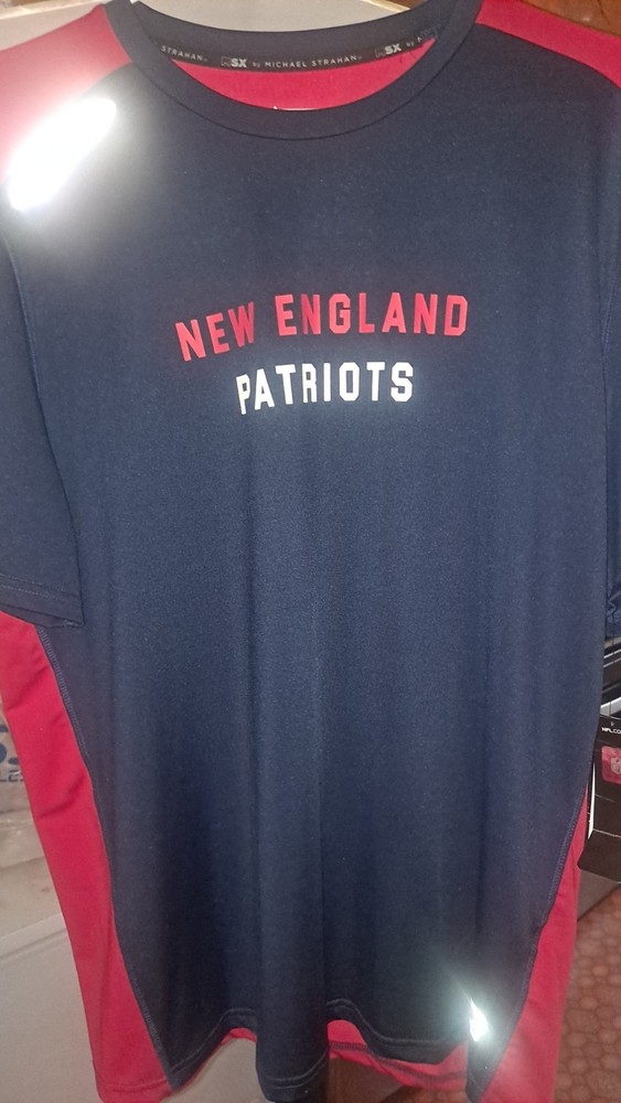 NFL Team Apparel New England Patriots Football  Navy T-Shirt Size XL New $50