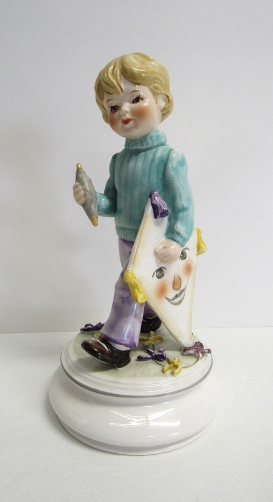 Goebel Lore Blumenkinder, West Germany - Boy with Kite - VGUC