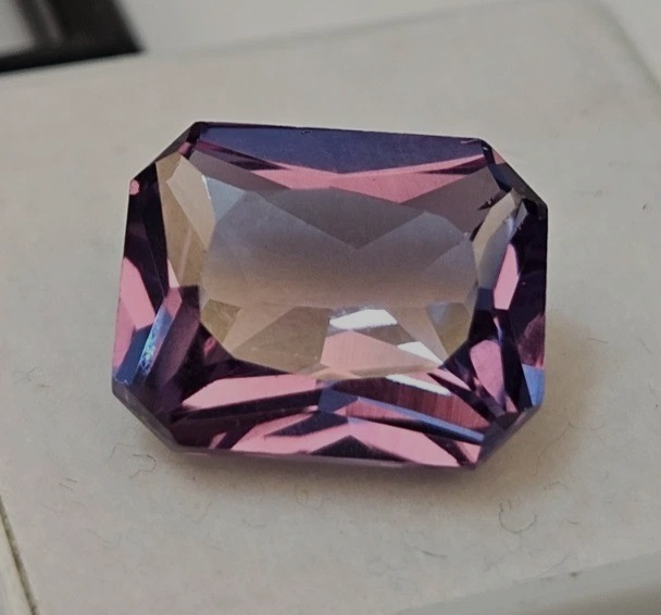 VVS Alexandrite Natural Emerald Cut 9-10 Ct Color Changing Pendant Gemstone