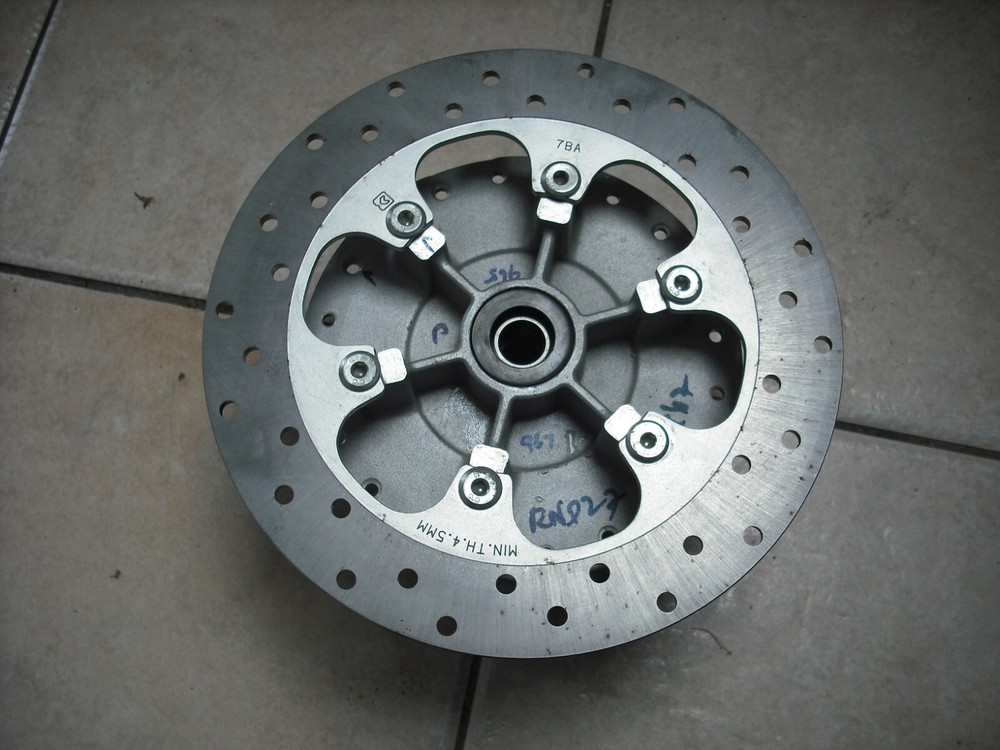 ROYAL ENFIELD CONTINENTAL GT 535  REAR WHEEL HUB AND BRAKE DISC