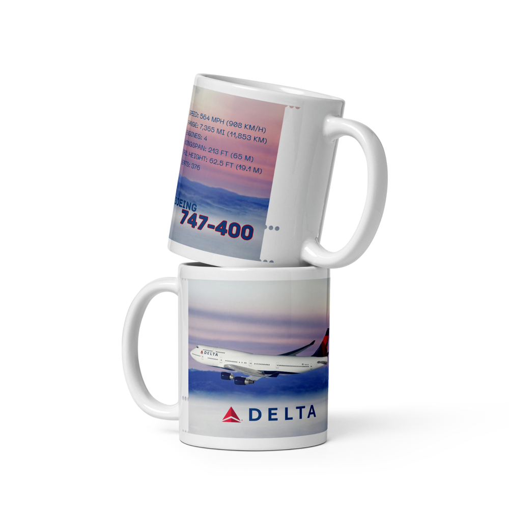 Delta Air Lines Boening 747-400 Ceramic Mug 11 oz Pilot Trading Card Theme Gift