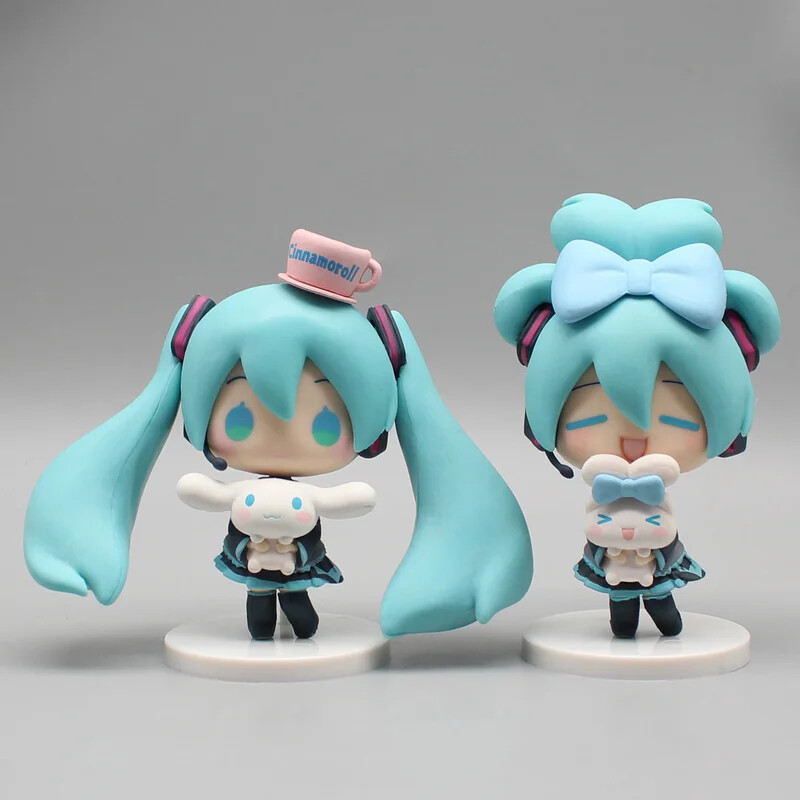 Hatsune Miku Anime Figurine Holding Cinnamoroll Bean Eyed Kawaii Children Gift