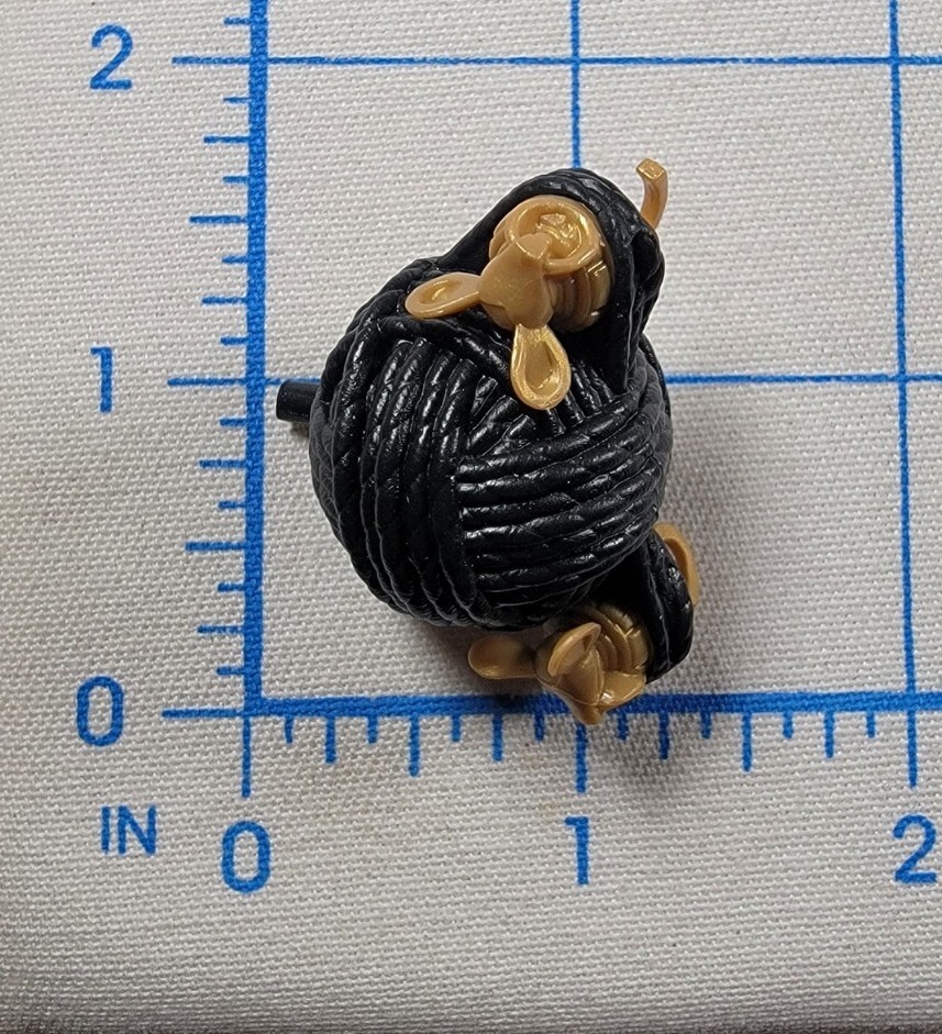 Hasbro Fortnite Back Bling Yarn Grenade Fodder 6