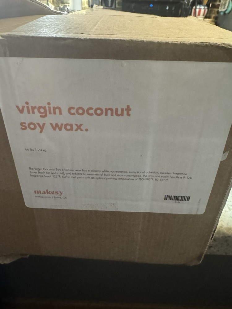 1 Box makesy Virgin Coconut Soy Wax Block White 44 lbs Soy Wax Model 14444 LP 1