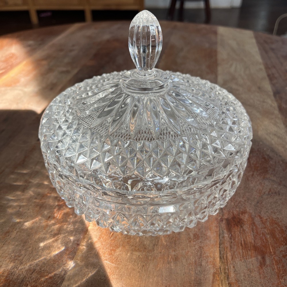 Vintage 7-inch lidded glass candy dish clear with elegant height