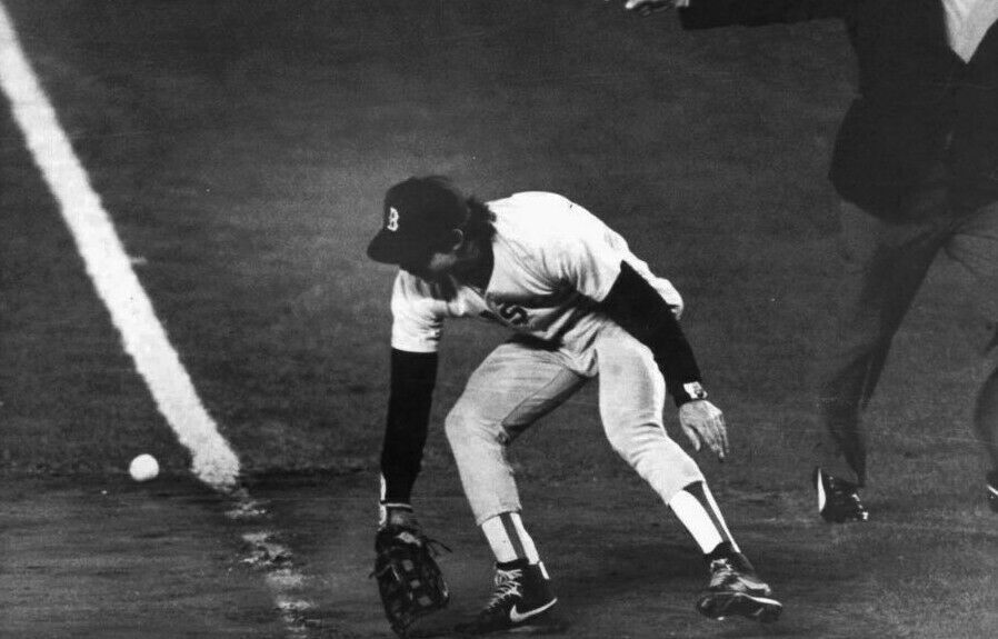 BILL BUCKNER RED SOX WORLD SERIES ERROR CURSE MLB BASEBALL Poster - POSTER 20x30