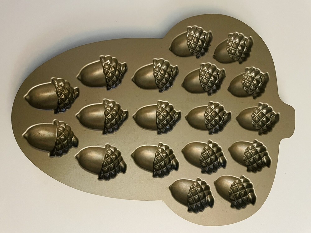 Nordic Ware Cast Aluminum Acorn Cupcake Pan for 18 Cavities Desserts or Candy