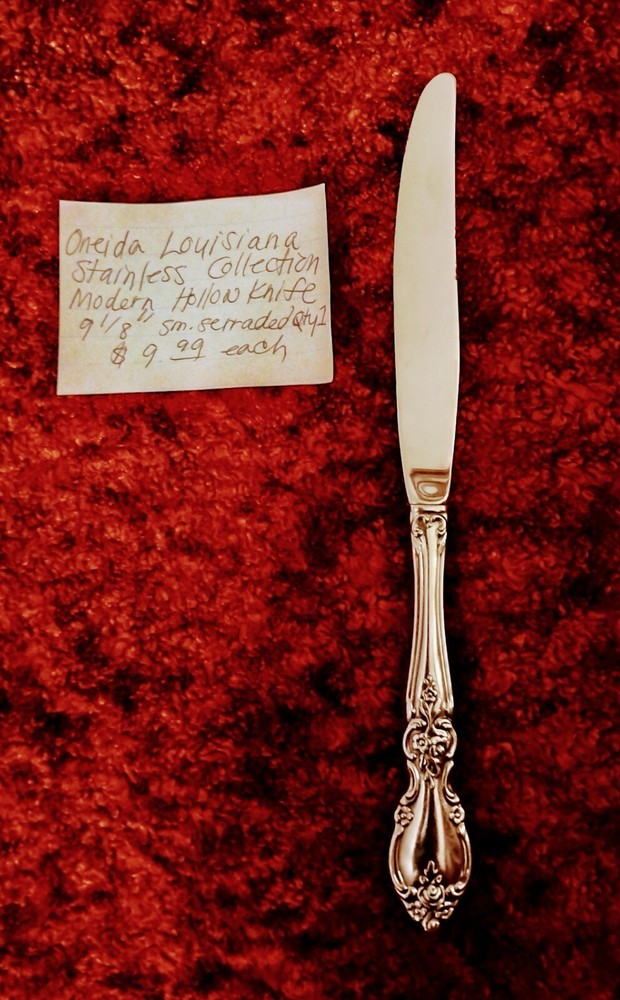 Upgrade your kitchen with the Oneida Louisiana Modern Hollow Knife in stainless steel