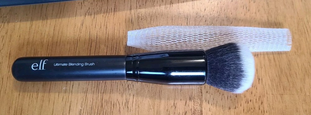 E.L.F Ultimate Blending Brush elf Makeup blush powder liquid mousse foundation