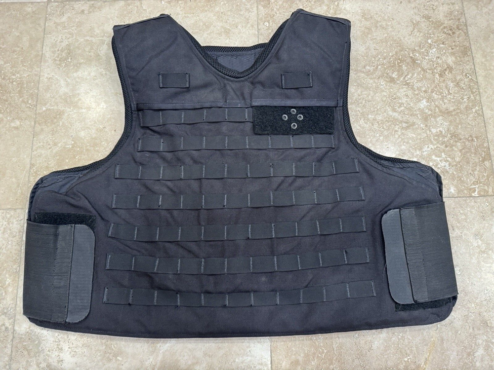 Safariland E5 Tactical Vest with Level II Body Armor Panels-image