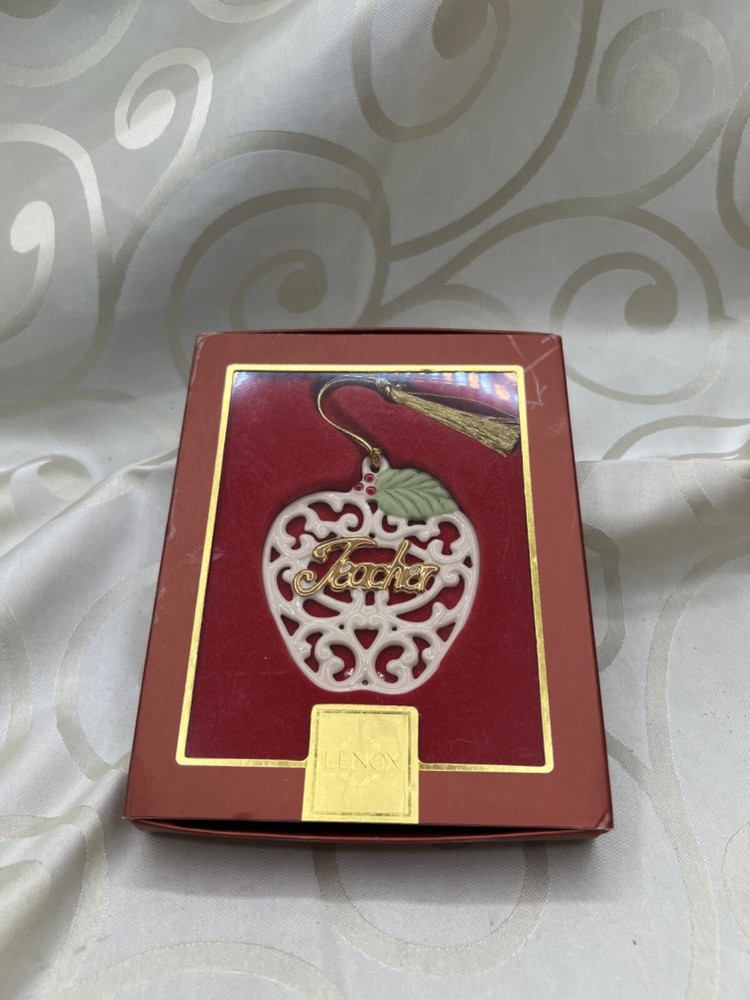 Lenox Someone Special For My Teacher Christmas Ornament Apple Shaped In Box