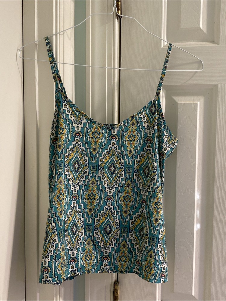Hollister Patterned Tank Top Blouse Size Small Adjustable Straps Loose Fit