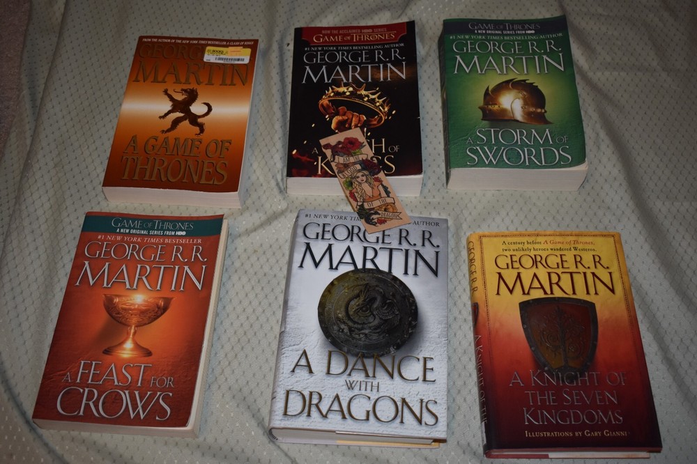 A Song of Ice and Fire series/set + Extras George R.R. Martin(A Game of Thrones)-image