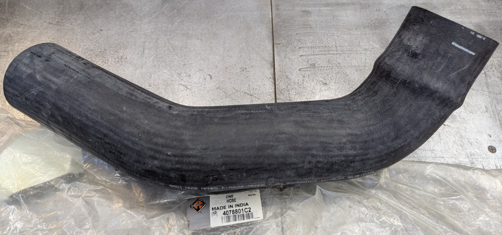 International Charge Air Cooler Hose Cold Side for HV Trucks 4078801C2