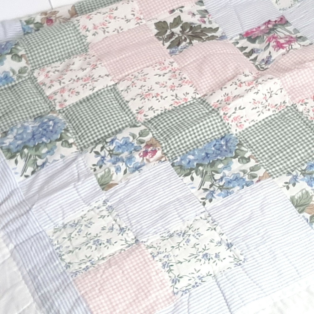 Country Cottage Sunham Handmade Patchwork Quilt Hyacinth Pattern Twin 68