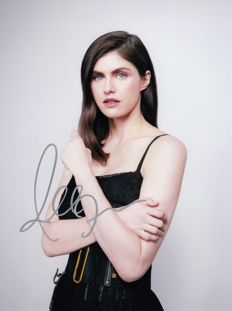 Alexandra Daddario Signed Auto 8 x 10  Photograph