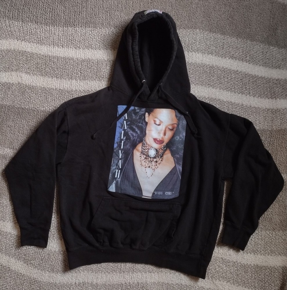 Aaliyah Sweatshirt Large Black Hoodie Pullover Cross Colours Baby Girl Rap-image
